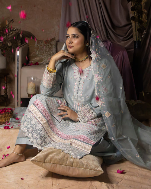 Blue Serene – Premium Luxury Lawn 3-Piece Set