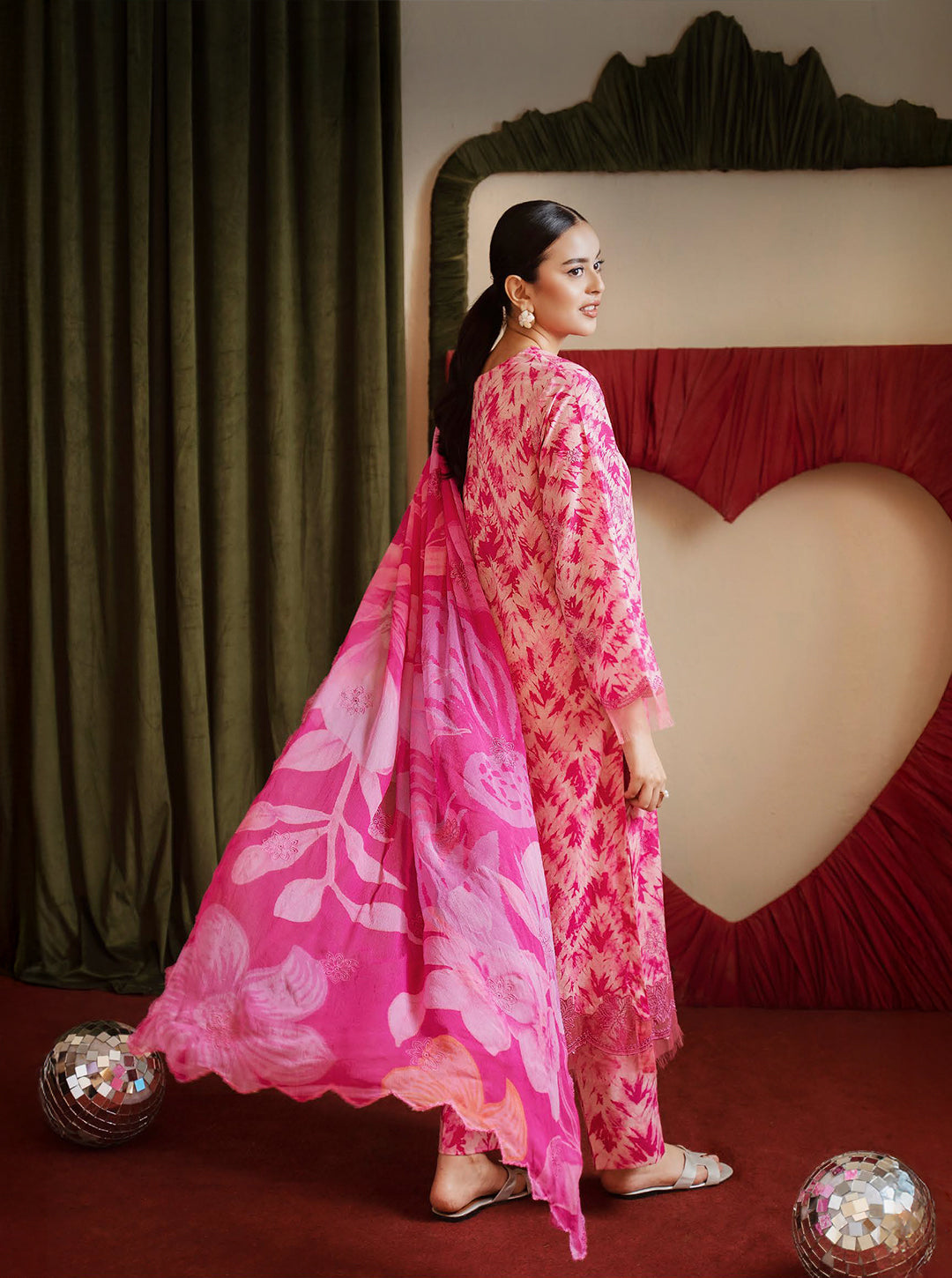 Magenta Romance – 3 Piece Stitched Suit Set