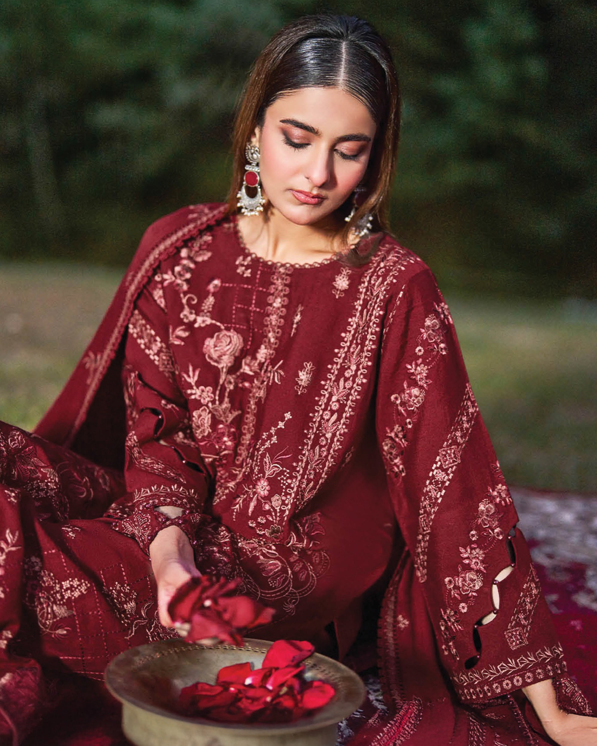 Maroon Embroidered Karandi 3-Piece Stitched Set-Winter Edit