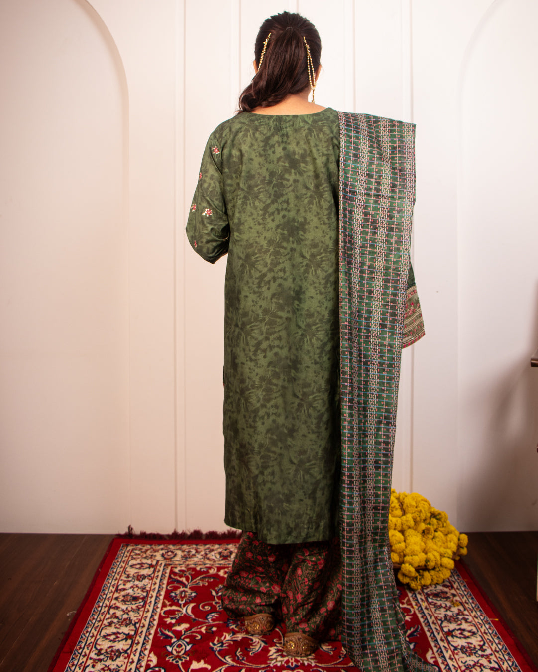 Emerald Magenta Rhapsody — Premium Luxury Lawn 3-Piece Set